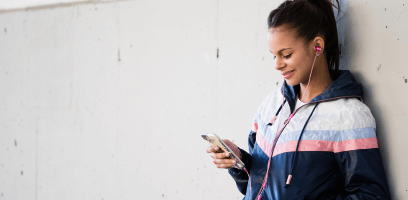 80 por cento escutam rádio pela internet ao menos uma vez por semana